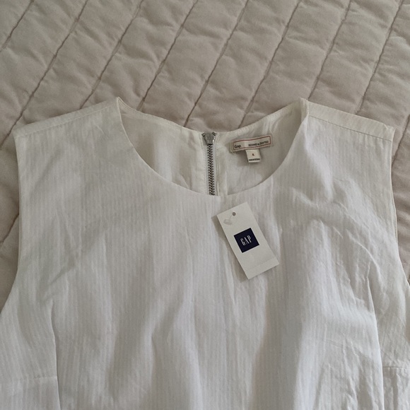 GAP WHITE DRESS - Picture 2 of 4